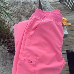 Figs Women’s Pink Zamora Jogger, M, tall💋